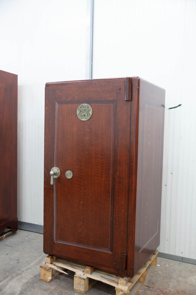 Brandkast met houtimitatie 