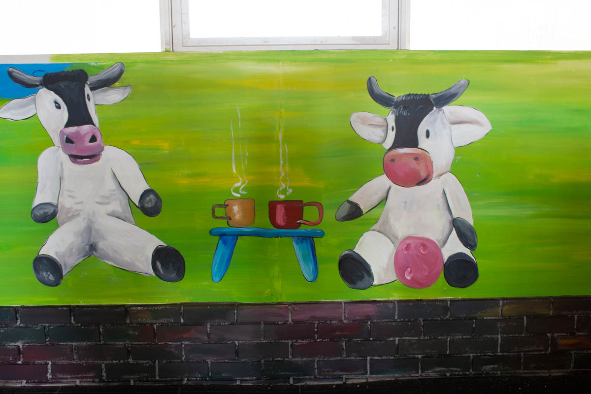 Overdekte kinderspeeltuin op de camping Noestelerberg.